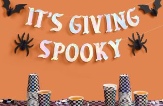 xo, Fetti It's Giving Spooky Banner - Iridescent Foil |