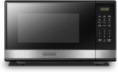BLACK+DECKER EM031MB11 Digital Microwave Oven with